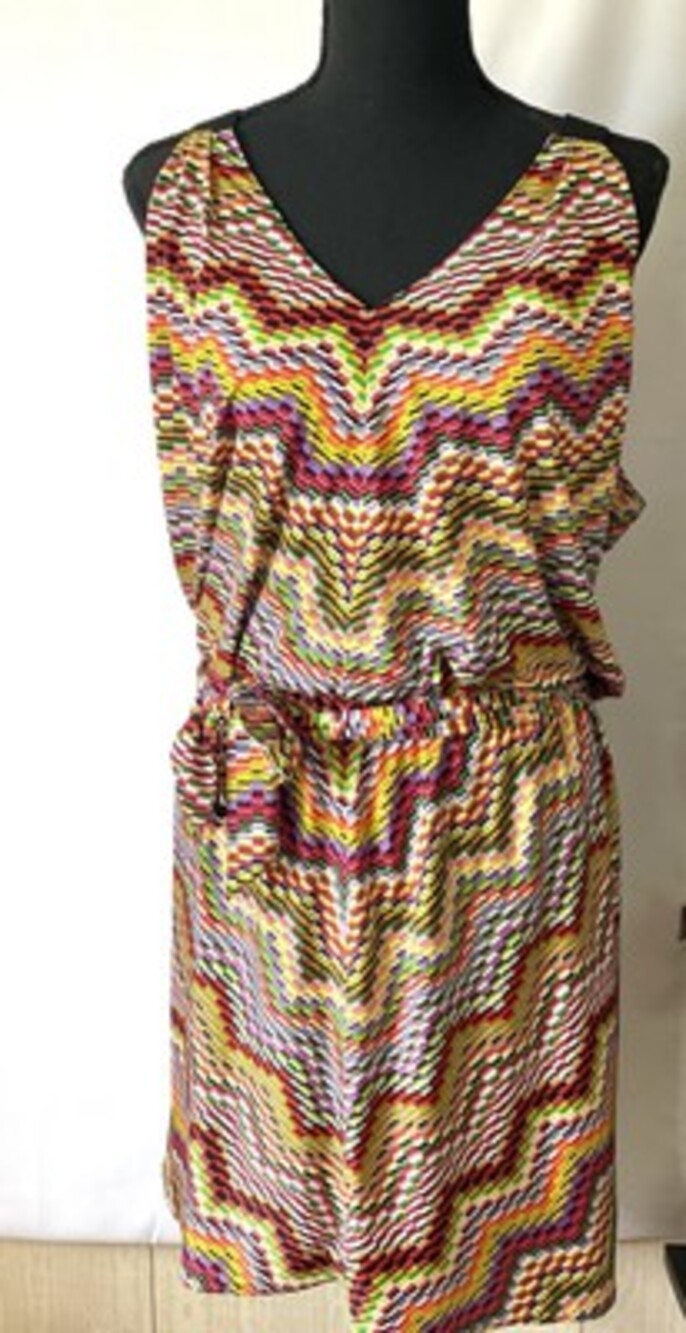 Phoebe Couture Dress Lined Size 4 Sleeveless V-Neck Multicolor Abstract